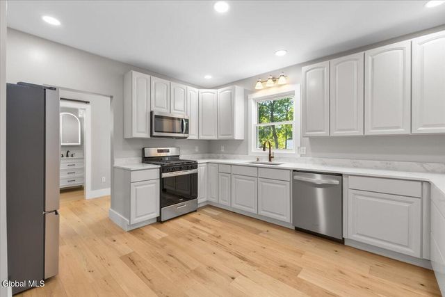 33 James Street, Lake George, NY 12845