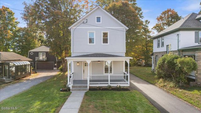 33 James Street, Lake George, NY 12845