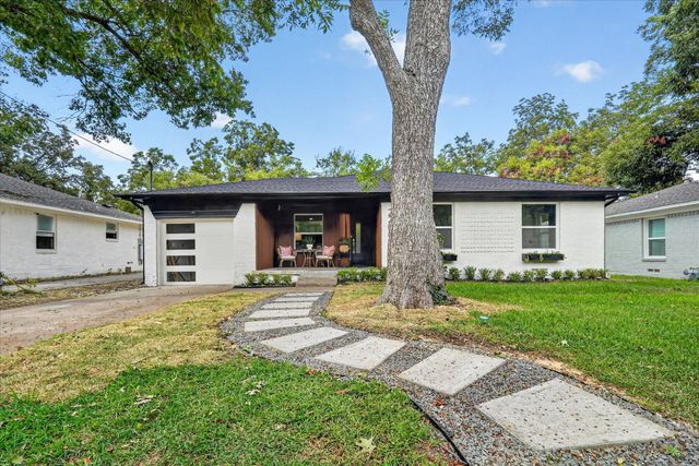 2208 Springhill Drive, Dallas, TX 75228