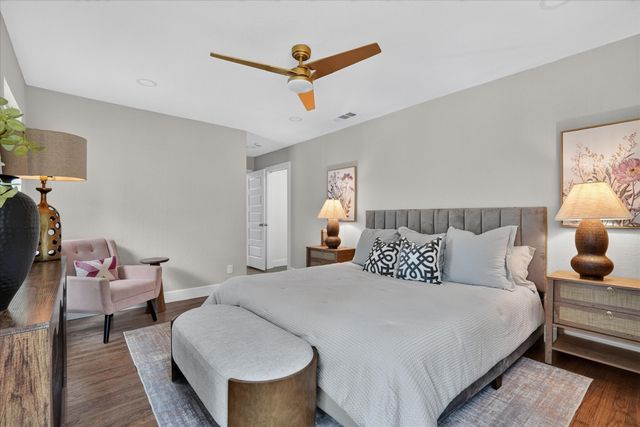 2208 Springhill Drive, Dallas, TX 75228