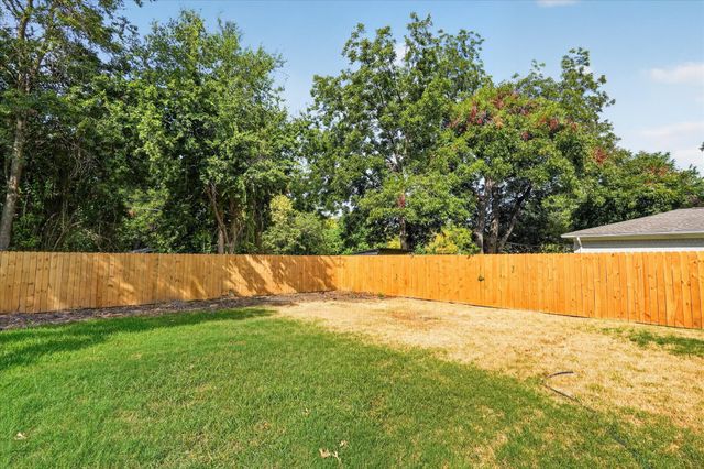 2208 Springhill Drive, Dallas, TX 75228