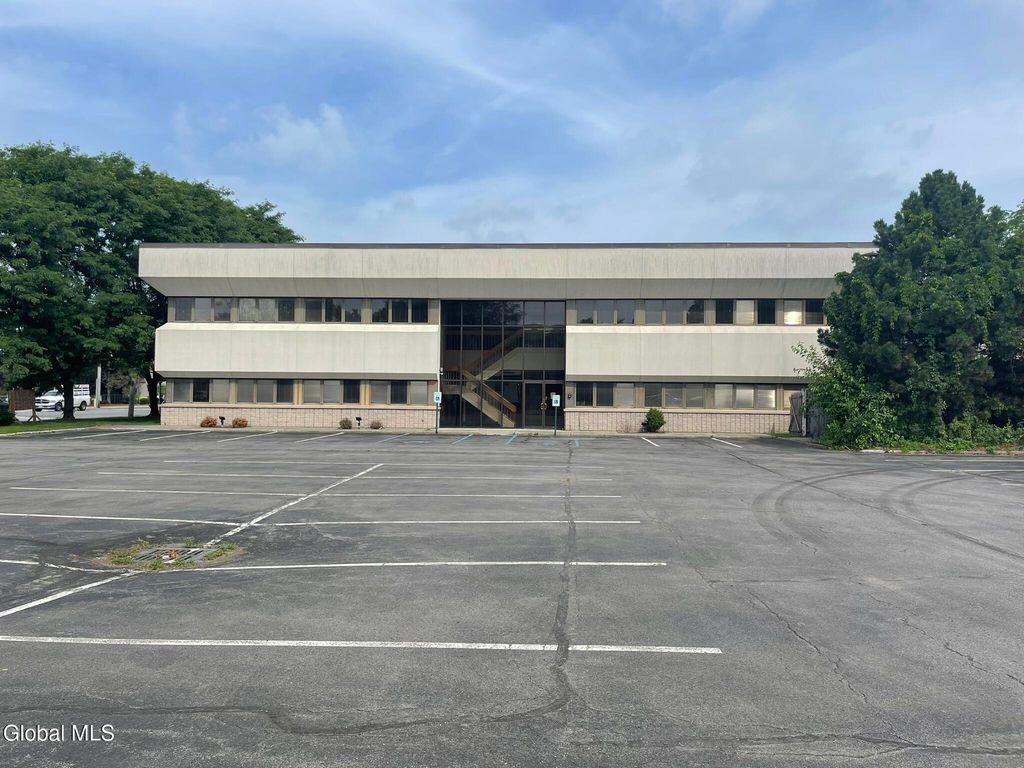 1735 Central Avenue, Colonie, NY 12205