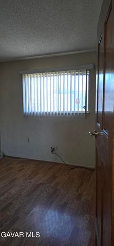 37633 E 29th Street, Palmdale, CA 93550