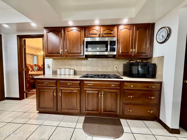 4837 Springbrook Drive, Toledo, OH 43615