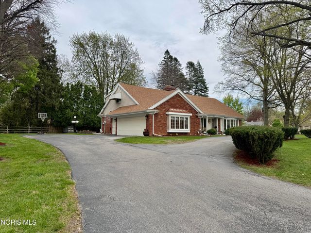 4837 Springbrook Drive, Toledo, OH 43615