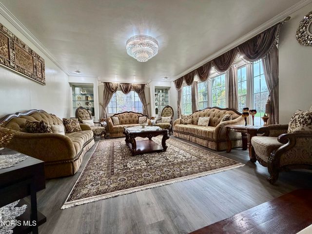 4837 Springbrook Drive, Toledo, OH 43615