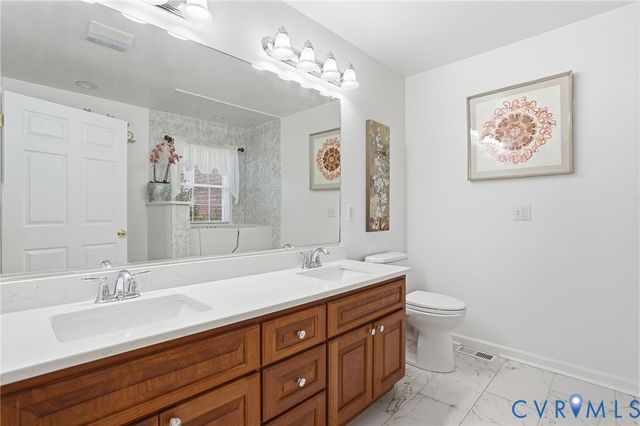 16141 Catalpa Dr, Hanover, VA 23069