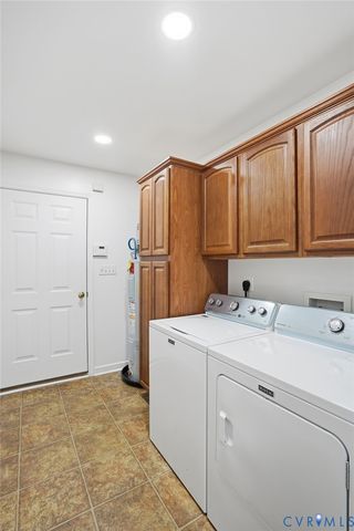 16141 Catalpa Dr, Hanover, VA 23069