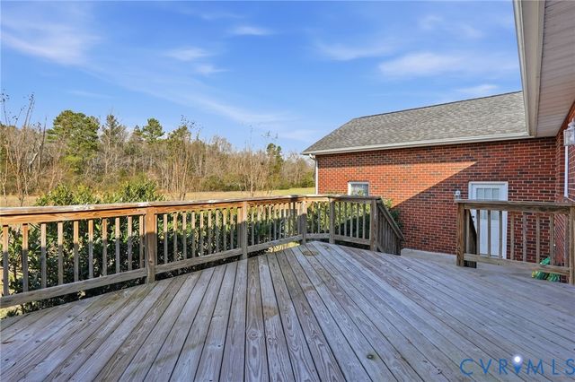 16141 Catalpa Dr, Hanover, VA 23069