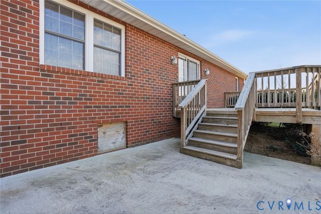 16141 Catalpa Dr, Hanover, VA 23069