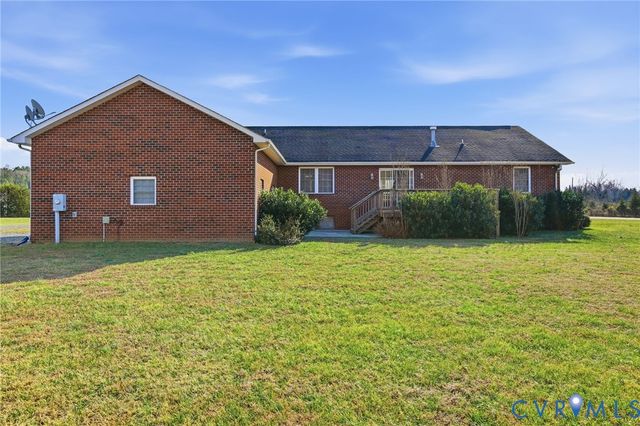 16141 Catalpa Dr, Hanover, VA 23069