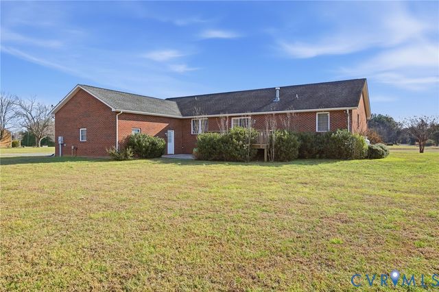 16141 Catalpa Dr, Hanover, VA 23069