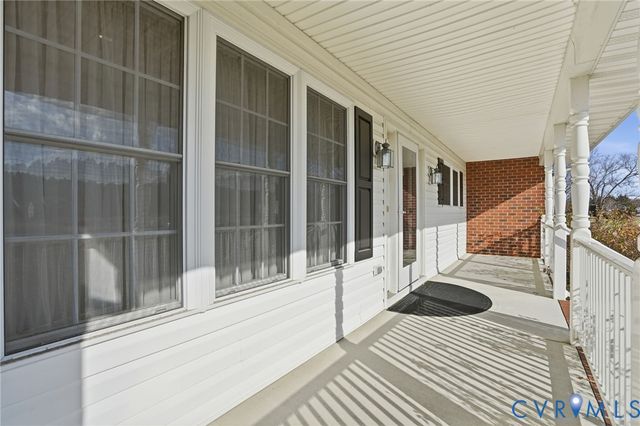 16141 Catalpa Dr, Hanover, VA 23069