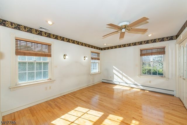 53 Circle Dr, Parsippany-troy Hills Twp., NJ 07878