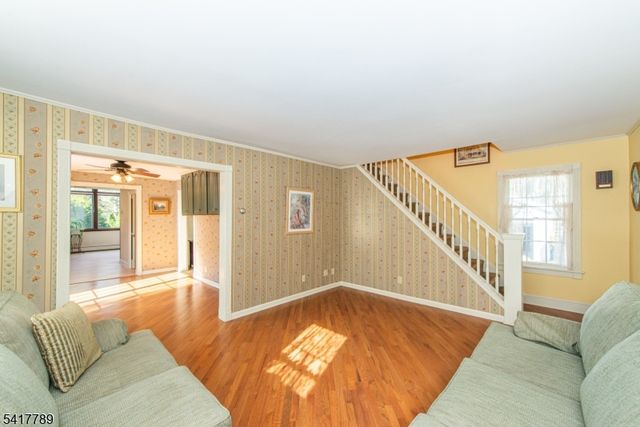 53 Circle Dr, Parsippany-troy Hills Twp., NJ 07878