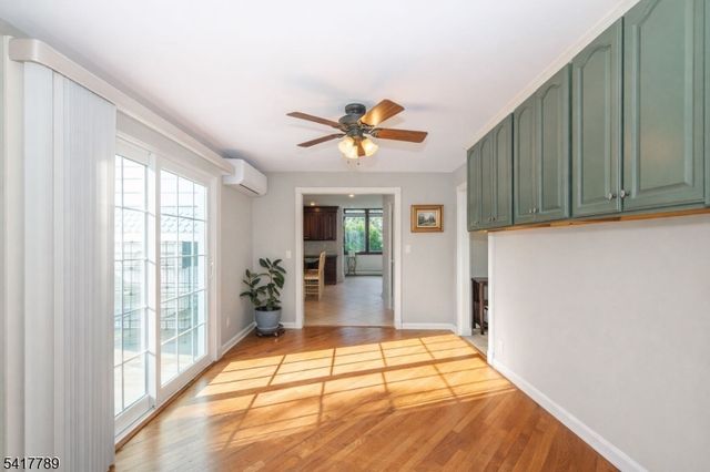 53 Circle Dr, Parsippany-troy Hills Twp., NJ 07878