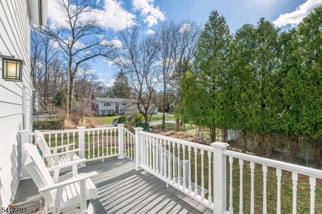 53 Circle Dr, Parsippany-troy Hills Twp., NJ 07878