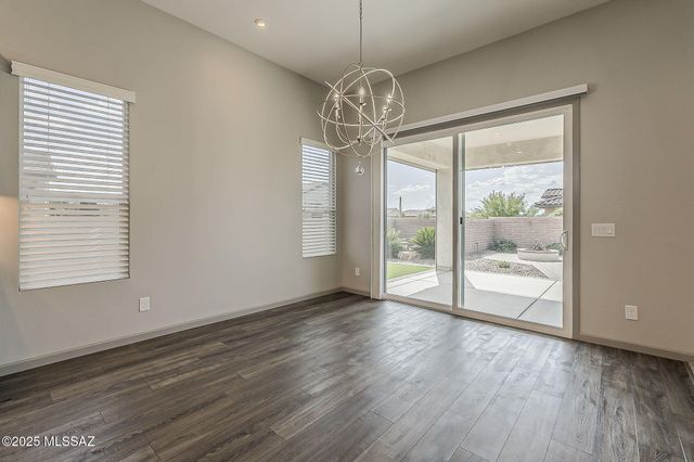 525 N Sonoma Vista Drive, Green Valley, AZ 85614