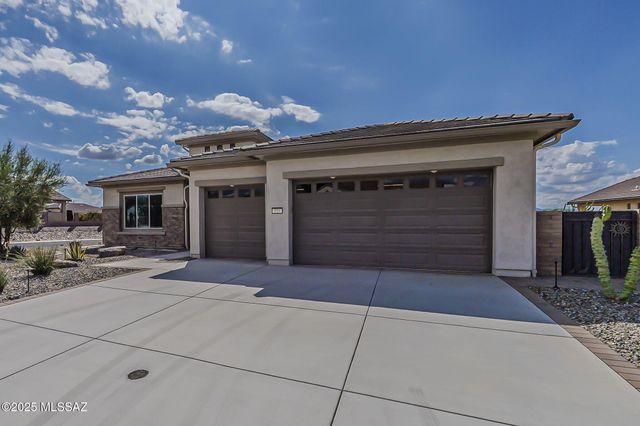 525 N Sonoma Vista Drive, Green Valley, AZ 85614