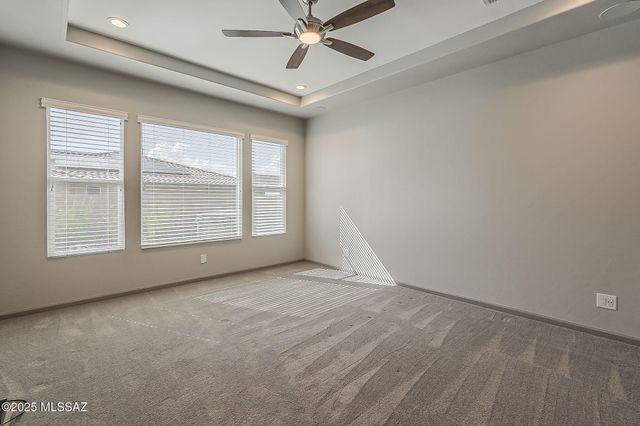 525 N Sonoma Vista Drive, Green Valley, AZ 85614