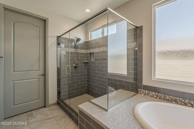 525 N Sonoma Vista Drive, Green Valley, AZ 85614