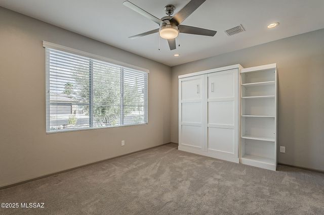 525 N Sonoma Vista Drive, Green Valley, AZ 85614