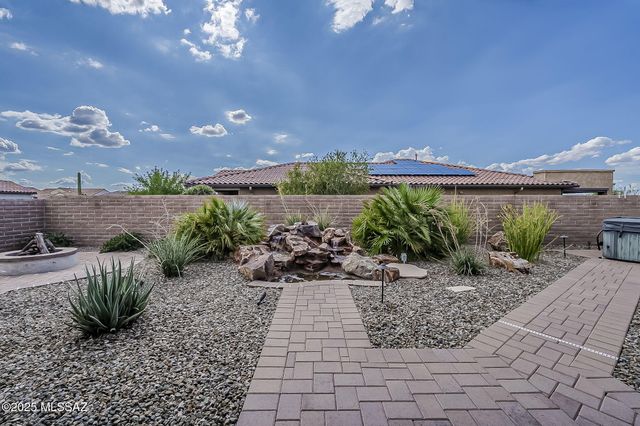 525 N Sonoma Vista Drive, Green Valley, AZ 85614