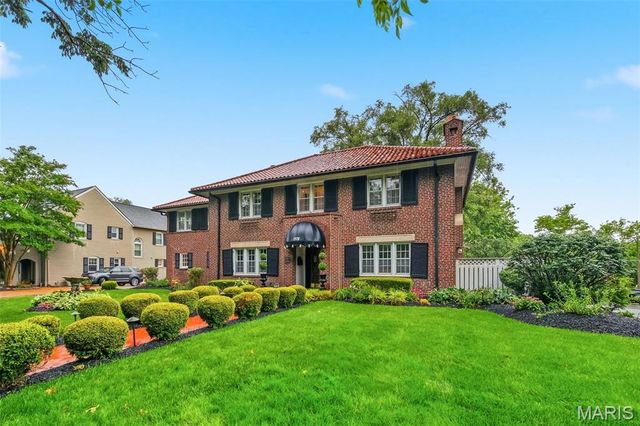 7101 Delmar Boulevard, University City, MO 63130
