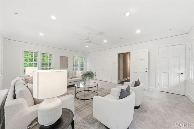 7101 Delmar Boulevard, University City, MO 63130