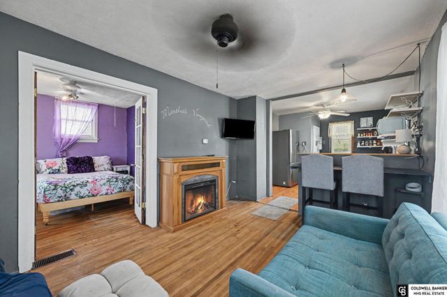 2714 W Chandler Road, Bellevue, NE 68147