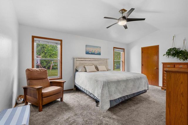 3137 HARTFORD COURT, Suamico, WI 54313
