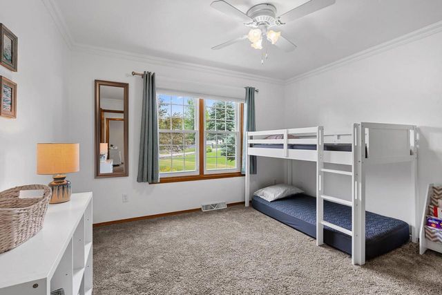 3137 HARTFORD COURT, Suamico, WI 54313