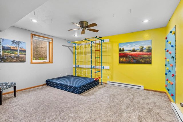 3137 HARTFORD COURT, Suamico, WI 54313