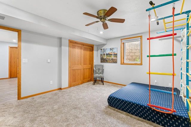 3137 HARTFORD COURT, Suamico, WI 54313