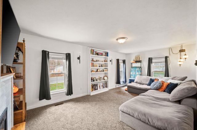3017 Walton Road, Niles Twp, MI 49107
