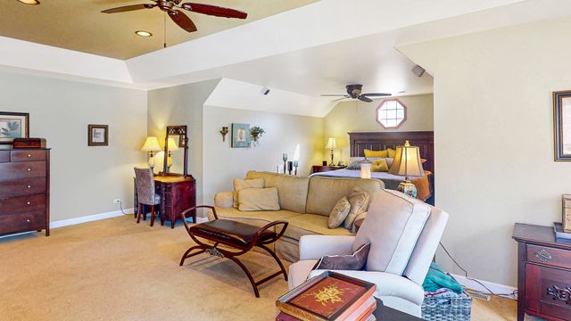 51 Crestview Drive, Oswego, IL 60543