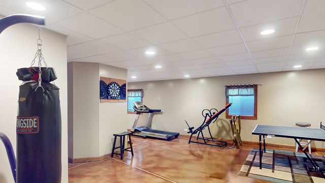 51 Crestview Drive, Oswego, IL 60543