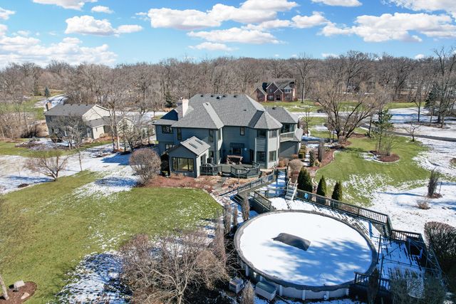 51 Crestview Drive, Oswego, IL 60543