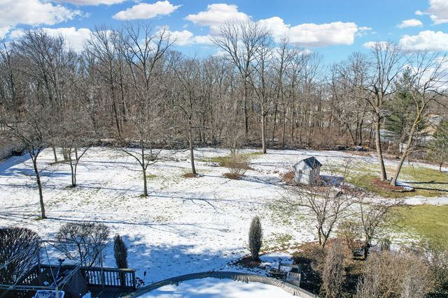 51 Crestview Drive, Oswego, IL 60543