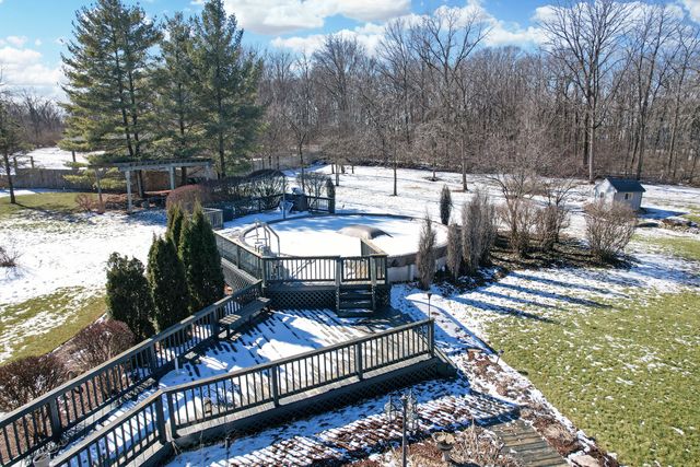 51 Crestview Drive, Oswego, IL 60543