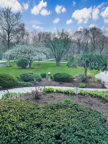 51 Crestview Drive, Oswego, IL 60543