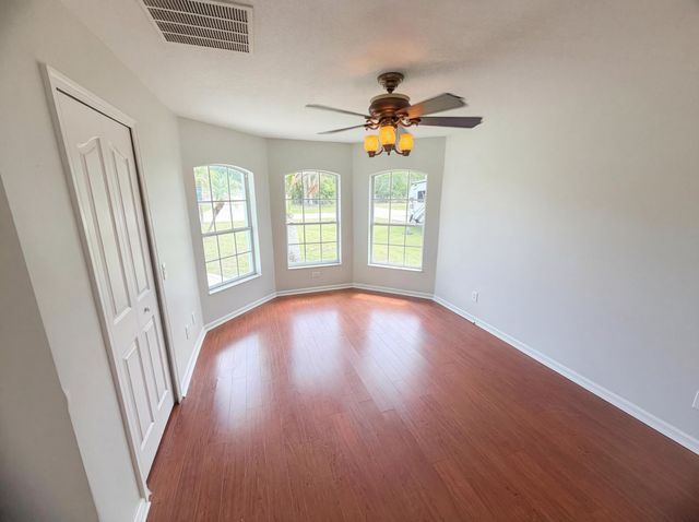 2332 SE Berkshire Boulevard, Port St Lucie, FL 34952