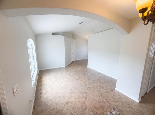 2332 SE Berkshire Boulevard, Port St Lucie, FL 34952