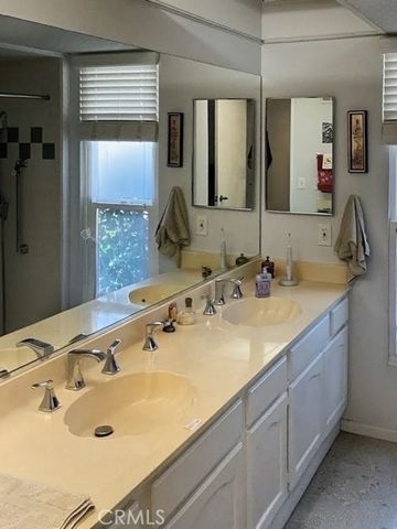 5237 Elvira, Laguna Woods, CA 92637