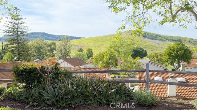 5237 Elvira, Laguna Woods, CA 92637