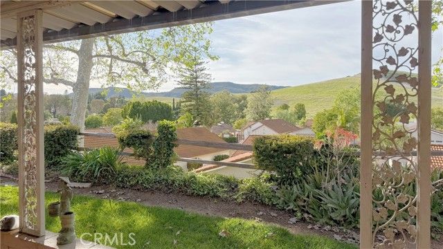 5237 Elvira, Laguna Woods, CA 92637