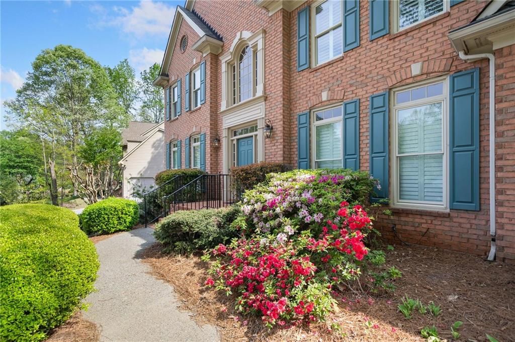 535 Woodbrook Way, Lawrenceville, GA 30043