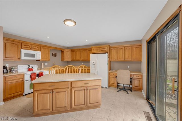 22137 Meadownorth Court, Strongsville, OH 44149