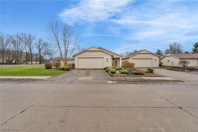 22137 Meadownorth Court, Strongsville, OH 44149