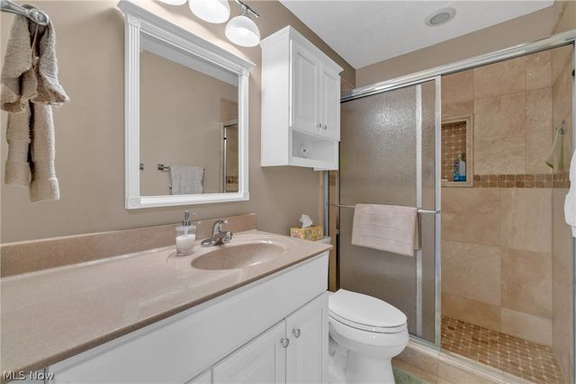 22137 Meadownorth Court, Strongsville, OH 44149